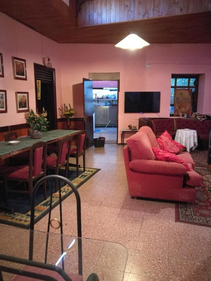 Residencia Los Conejos - Bike & Motorbike Las Palmas Buitenkant foto