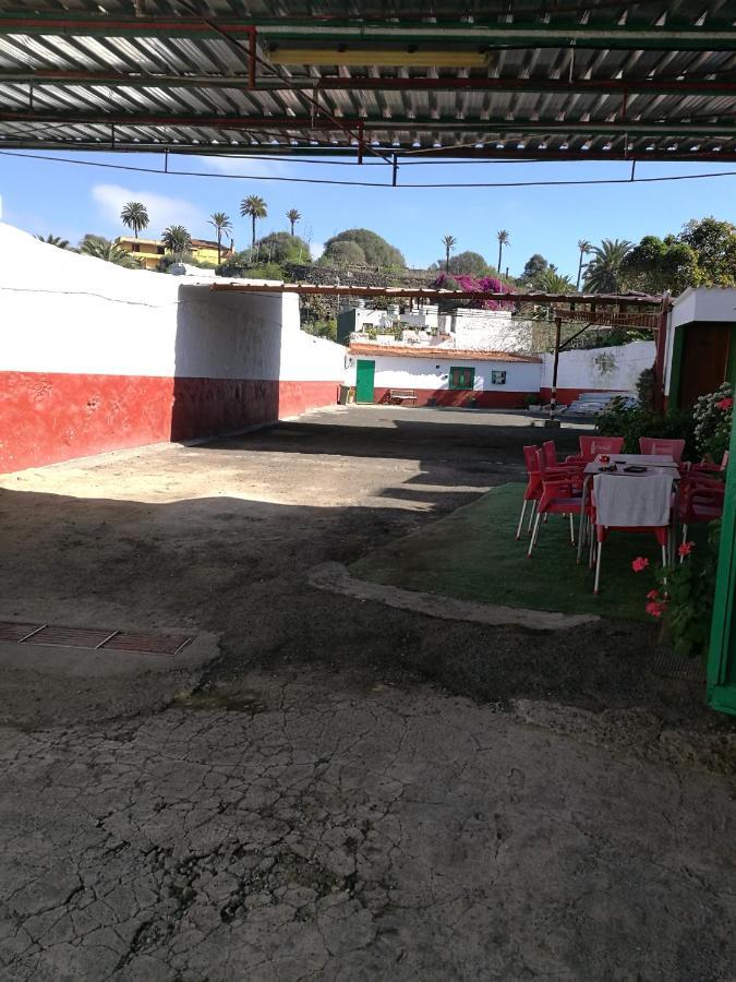 Residencia Los Conejos - Bike & Motorbike Las Palmas Buitenkant foto