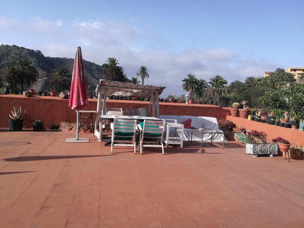 Residencia Los Conejos - Bike & Motorbike Las Palmas Buitenkant foto