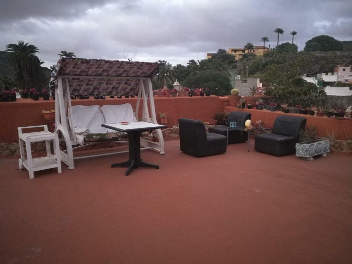 Residencia Los Conejos - Bike & Motorbike Las Palmas Buitenkant foto