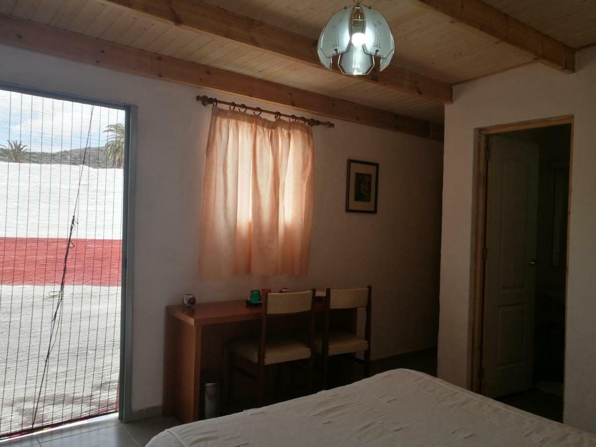 Residencia Los Conejos - Bike & Motorbike Las Palmas Buitenkant foto